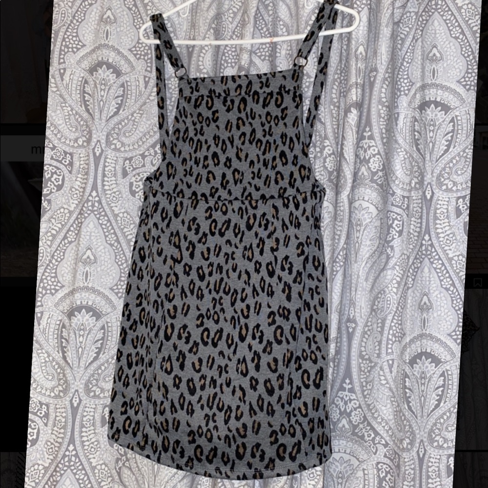 leopard print jumper